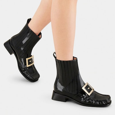 (W) Roger Vivier Preppy Viv 'Boot Chelsea Hitam dengan Buckle Logam' RVW63331250QJB034C Details for (W) Roger Vivier Preppy Viv 'Boot Chelsea Hitam dengan Buckle Logam' RVW63331250QJB034C