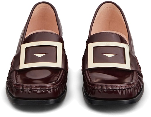 (W) Roger Vivier Preppy Viv 'Kulit Burgundy Patent dengan Gesper Metalik' RVW63331230QJB1T68 Lookbook (W) Roger Vivier Preppy Viv 'Kulit Burgundy Patent dengan Gesper Metalik' RVW63331230QJB1T68