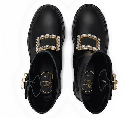 (W) Roger Vivier Rangers Hitam 'Kulit Gesper Kristal' RVW54833760QGWB999 Lookbook (W) Roger Vivier Rangers Hitam 'Kulit Gesper Kristal' RVW54833760QGWB999