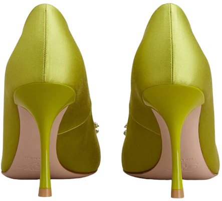 羅傑•維維亞 (Roger Vivier) 緞面 水晶扣 細跟 高跟鞋 女款 綠色 Shop 羅傑•維維亞 (Roger Vivier) 緞面 水晶扣 細跟 高跟鞋 女款 綠色