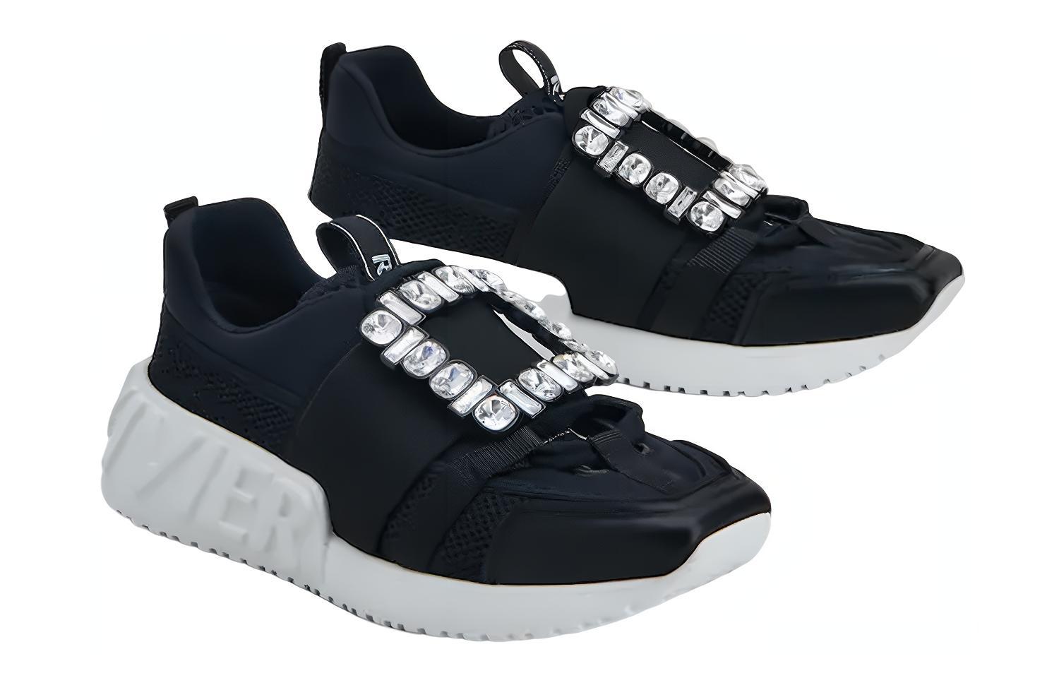 Lookbook (W) ロジェヴィヴィエ スニーキーヴィヴ ブラッククリスタルバックル RVW65732890RJCB999