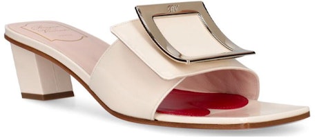 (W) Roger Vivier Tumit Blok Tepi Bersegi Gesper Logam 'Beige Patent' RVW65832800D1PC019 Lookbook (W) Roger Vivier Tumit Blok Tepi Bersegi Gesper Logam 'Beige Patent' RVW65832800D1PC019