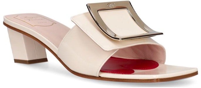 (W) Roger Vivier Sepatu Hak Blok Persegi 'Beige Patent' Gesper Metalik RVW65832800D1PC019 Lookbook (W) Roger Vivier Sepatu Hak Blok Persegi 'Beige Patent' Gesper Metalik RVW65832800D1PC019