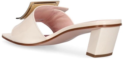 (W) Roger Vivier Tumit Blok Tepi Bersegi Gesper Logam 'Beige Patent' RVW65832800D1PC019 Shop (W) Roger Vivier Tumit Blok Tepi Bersegi Gesper Logam 'Beige Patent' RVW65832800D1PC019