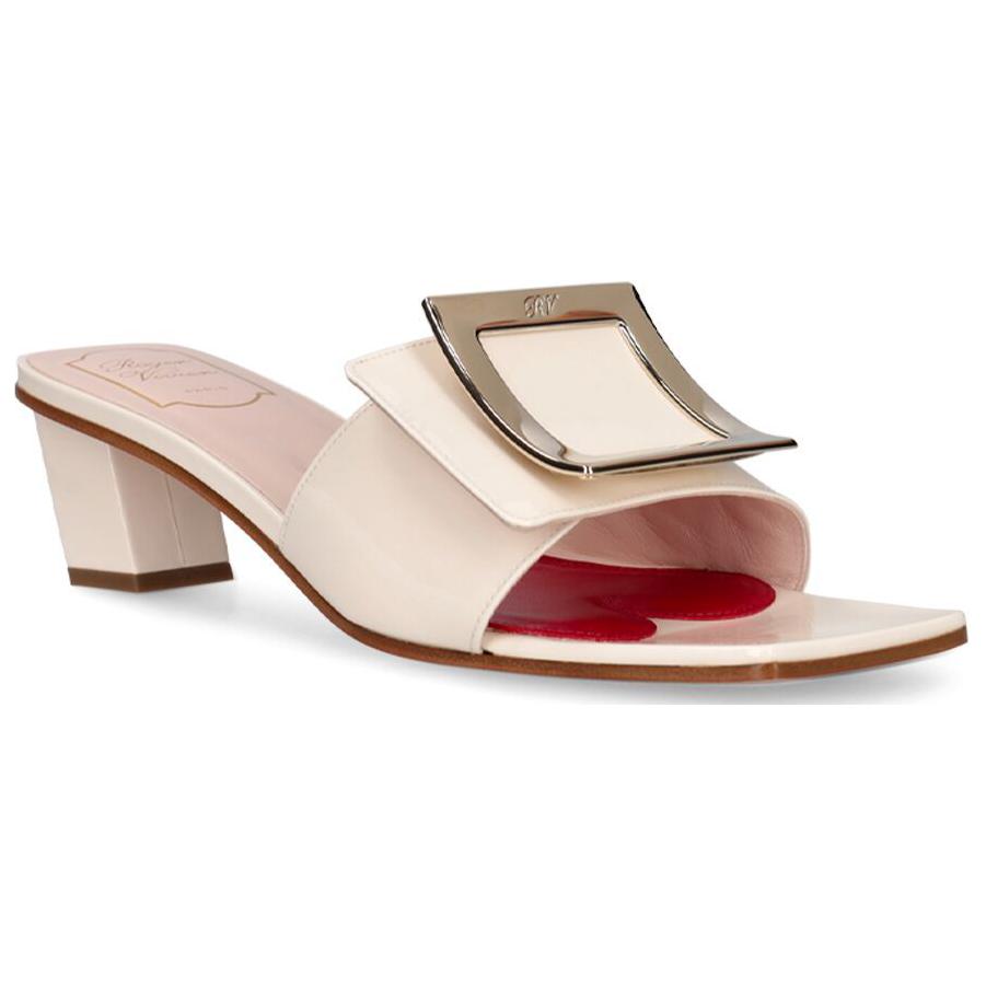 Shop Roger Vivier 羅杰維維亞 漆皮 金屬扣時尚方頭 粗跟 高跟鞋 女款 米黃色