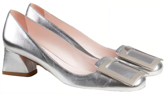 (W) Roger Vivier Très Vivier 银色金属扣优雅粗跟鞋 RVW51923610KACB200 Lookbook (W) Roger Vivier Très Vivier 银色金属扣优雅粗跟鞋 RVW51923610KACB200