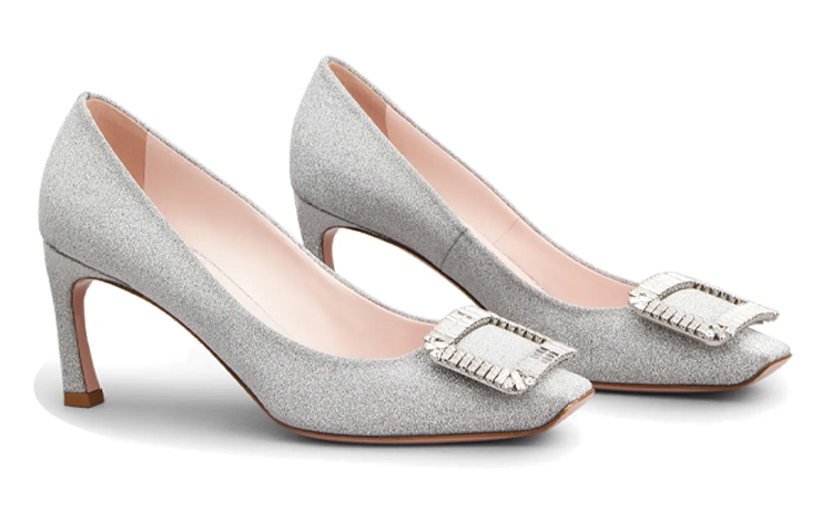 Lookbook Roger Vivier Trompette 水晶时尚优雅织物鑽扣高跟鞋 女款 銀色