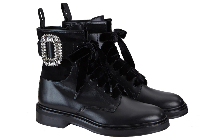 Lookbook (W) Roger Vivier Viv' Rangers Strass 'Sepatu Bot Kulit Hitam Gesper' RVW49922980421B999
