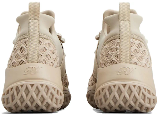 (W) Roger Vivier Viv'' Run Kain Beige dengan Gesper Kristal RVW50624180T6E1U53 Lookbook (W) Roger Vivier Viv'' Run Kain Beige dengan Gesper Kristal RVW50624180T6E1U53