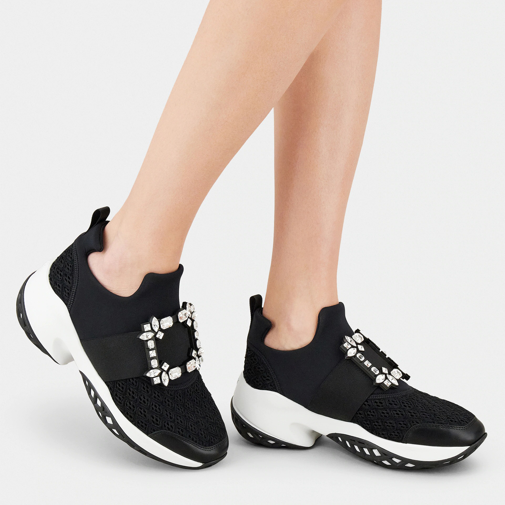 Purchase (W) Roger Vivier Sneaky Viv' 'Buckle Kristal Hitam' RVW50624180KOTB999