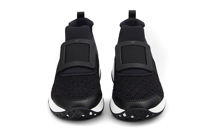 Lookbook 罗杰·维维亚 時尚 厚底鞋 女款 黑色