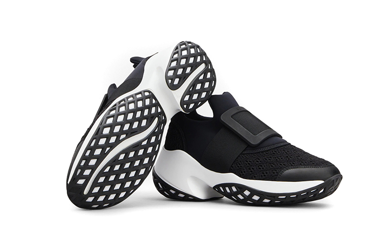 Purchase 罗杰·维维亚 時尚 厚底鞋 女款 黑色