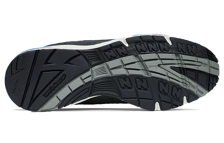 Shop (W) Run The Boroughs x New Balance 991 'Maraton London' W991LM