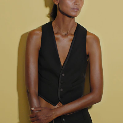 (W) SAINT LAURENT Blazer Hitam V-Leher Single-Breasted Tailcoat. 647510Y512W1000 Shop (W) SAINT LAURENT Blazer Hitam V-Leher Single-Breasted Tailcoat. 647510Y512W1000