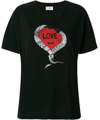 (W) Saint Laurent Kaos Hitam Motif Hati Leher Bulat. 497236-YB2MQ-1004 Order (W) Saint Laurent Kaos Hitam Motif Hati Leher Bulat. 497236-YB2MQ-1004