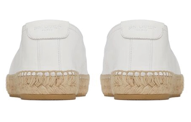 Shop (W) Saint Laurent Leren Slip-On ''Wit'' met Gegraveerd Design 4848900NO609030