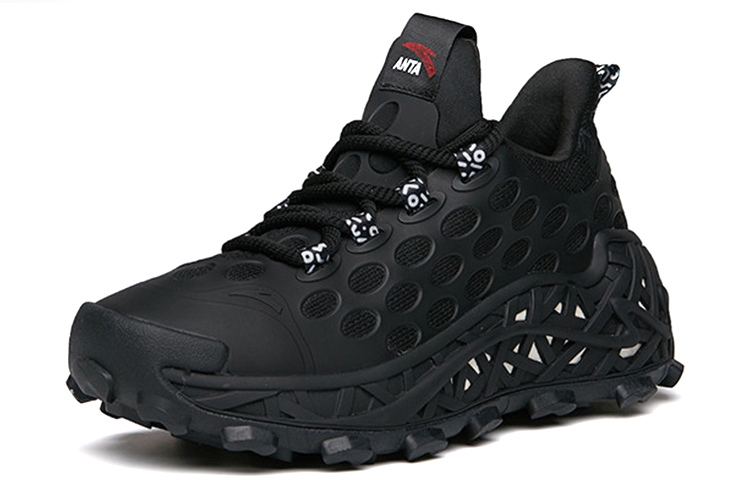 Lookbook (W) Salehe Bembury x 安踏 SB-02 '黑色' 122118820-5