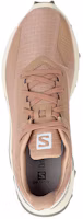 Shop Salomon Alphacross Blast 戶外運動專業跑步鞋 女款 杏色