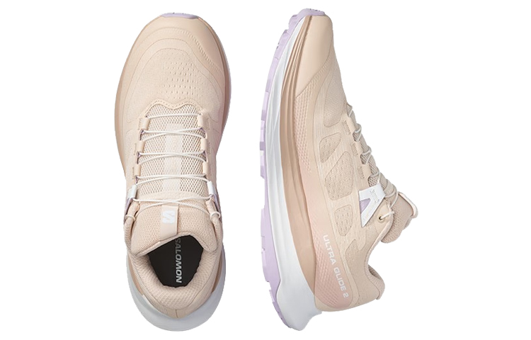 Lookbook (W) 萨洛蒙 Ultra Glide 2 'Tencher Peach' 运动鞋 471251