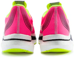 Shop Saucony Endorphin Pro 啡鵬 柔震透氣跑步鞋 女款 粉紅