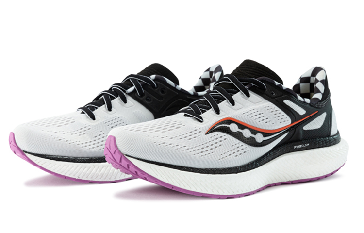 Lookbook (W) Saucony Hurricane 23 ''Weiß Schwarz'' S10615-40