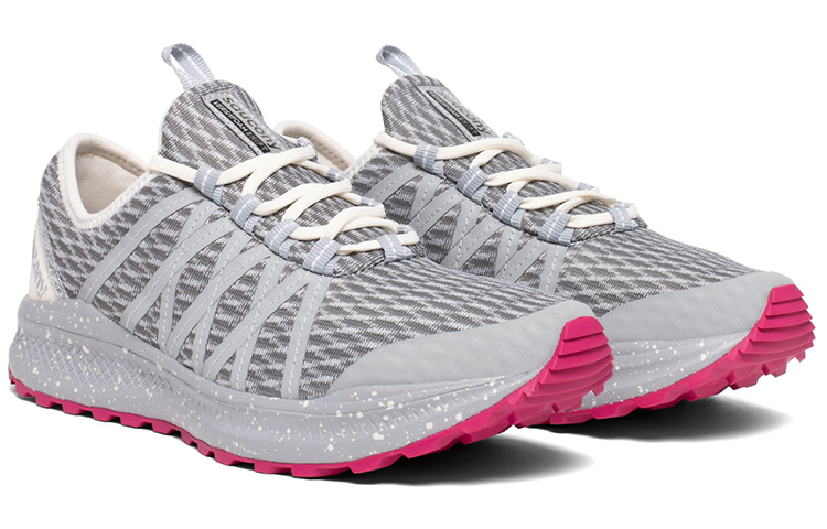 Lookbook Saucony Shift 低幫 跑步鞋 女款 灰白粉