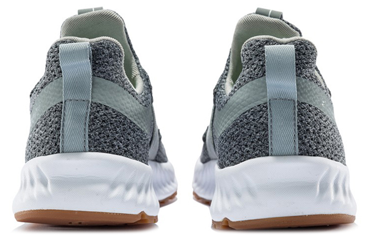 Shop (W) Saucony Stretch&Go Breeze ''Anthrazit'' S30020-55