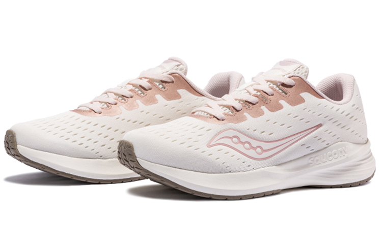Lookbook (W) Saucony Striker 'Blanco Platino' S18154-1