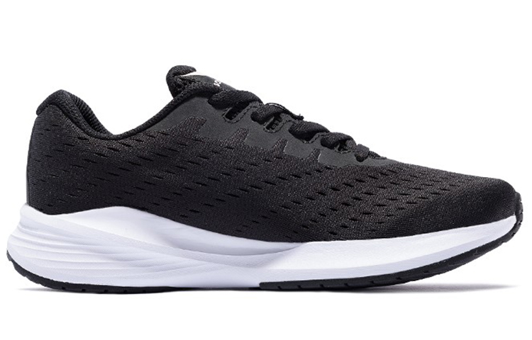 Order (W) Saucony Striker Low 'Negro Oro' S18154-3