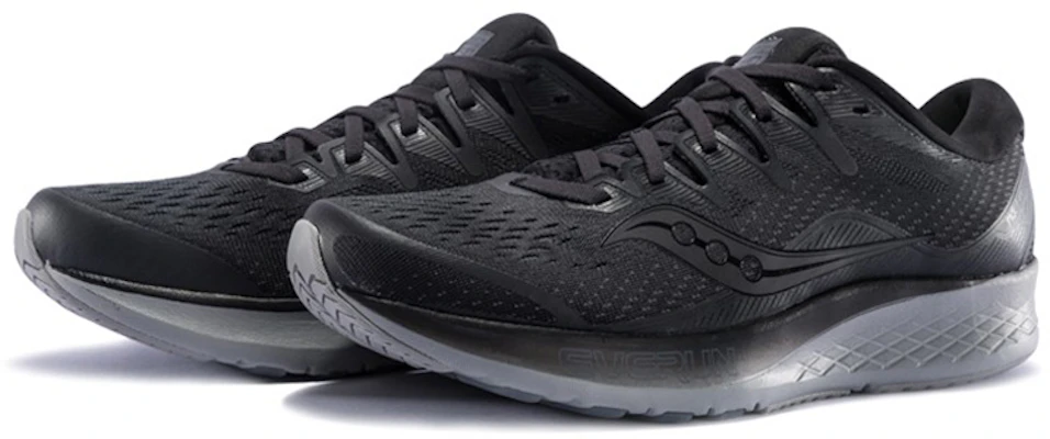 (W) Saucony Triumph 17 ''Noir Total'' S10546-35 Lookbook (W) Saucony Triumph 17 ''Noir Total'' S10546-35