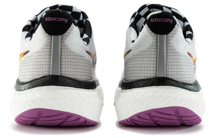 Lookbook (W) Saucony Triumph 19 'Putih Hitam Ungu' S20678X-40