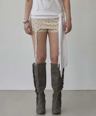 (Women) SCULPTOR Cottage Garter Belt Skort Raw Skirt Shorts SC25S439IV Buy (Women) SCULPTOR Cottage Garter Belt Skort Raw Skirt Shorts SC25S439IV