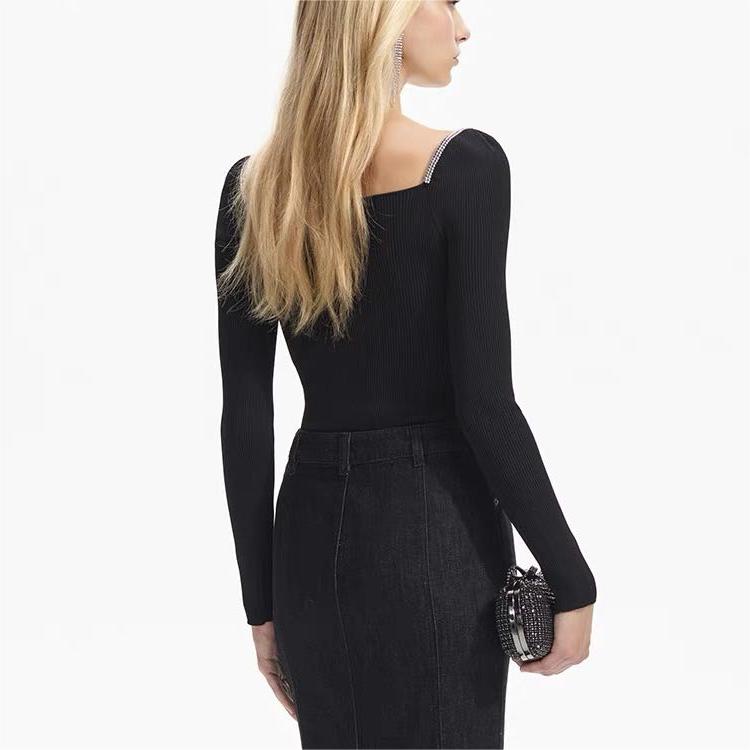 Sizing (W) 셀프 포트레이트 블랙 니트 탑 우아한 장식 칼라. SWF351M02000