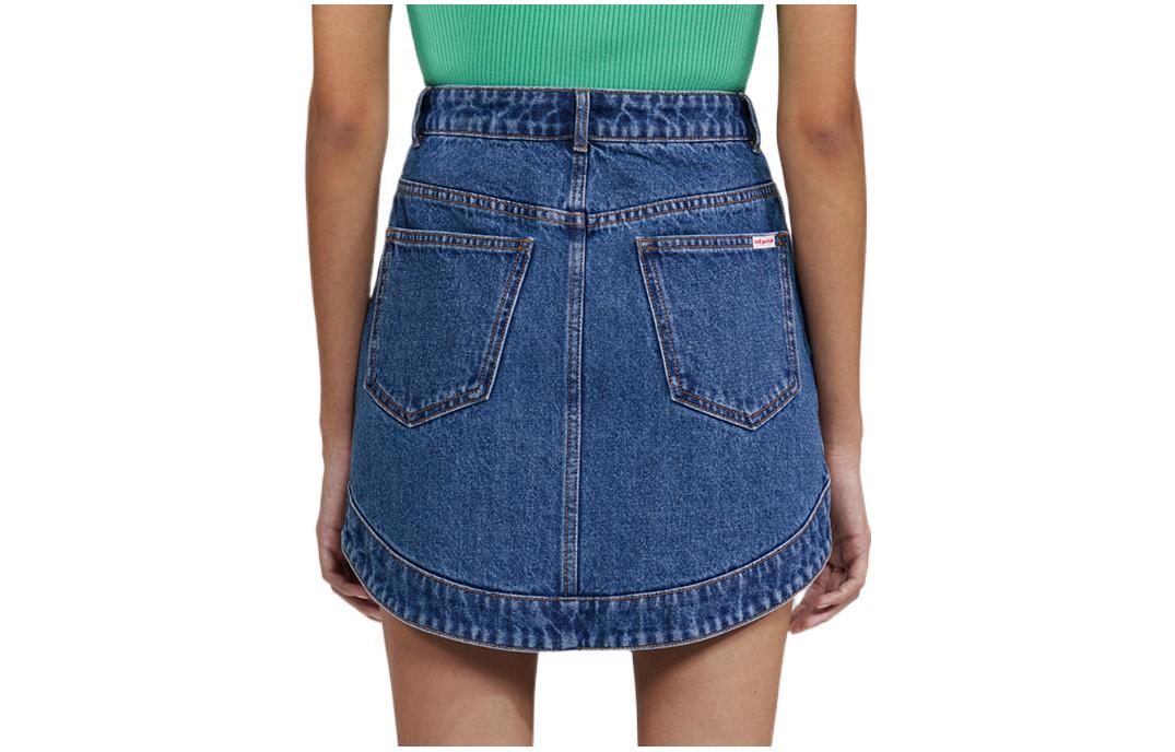 Lookbook (W) Self-Portrait Biru Vintage Denim Mini Skirt Gaya Kasual. SWF333Q00400
