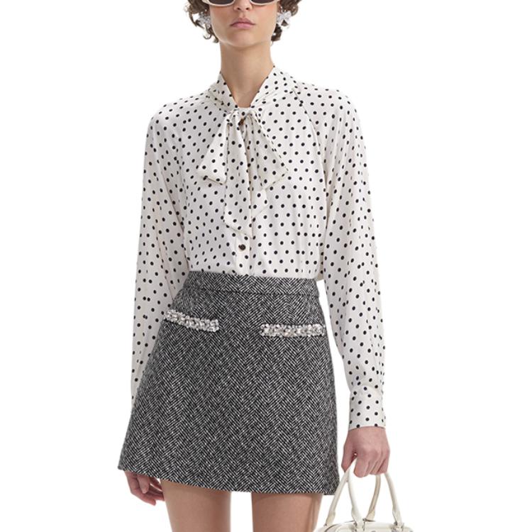 Lookbook (W) 셀프 포트레이트 롱슬리브 폴카 도트 셔츠 화이트 SWF354C01700