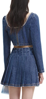 (W) Self-Portrait 珍珠扣甜心藍色短版牛仔襯衫。 SWF344C03300 Shop (W) Self-Portrait 珍珠扣甜心藍色短版牛仔襯衫。 SWF344C03300