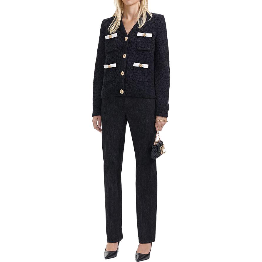 Lookbook (W) Self-Portrait 經典黑色V領單排釦針織外套。 SWF351M02800