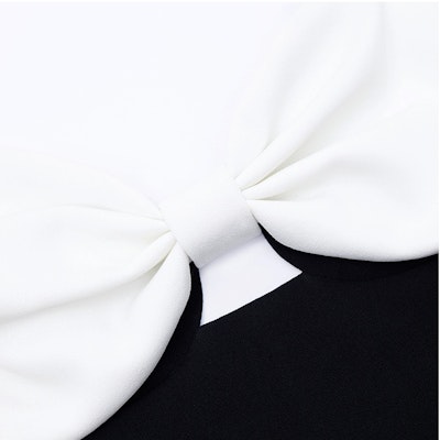 (W) Self-Portrait早春露肩蝴蝶結襯衫 黑白撞色女款上衣 SWF351C00400 Purchase (W) Self-Portrait早春露肩蝴蝶結襯衫 黑白撞色女款上衣 SWF351C00400