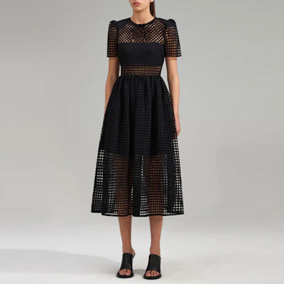 (W) Self-Portrait Gaun Elegan Renda Lengan Pendek A-Line untuk Pesta Malam. SWF341Y02700 Lookbook (W) Self-Portrait Gaun Elegan Renda Lengan Pendek A-Line untuk Pesta Malam. SWF341Y02700