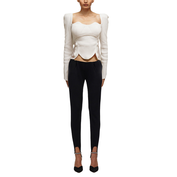 Purchase (W) Self-Portrait French Square Neck Sweater Putih Rekaan Asimetrik. SWF322M08300