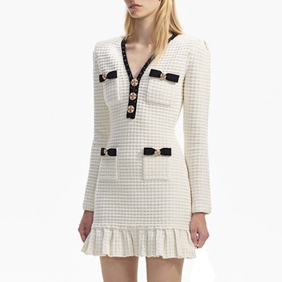 (W) Self-Portrait象牙白法式蝴蝶结美人鱼摆中长连衣裙。 SWF351M01600 Lookbook (W) Self-Portrait象牙白法式蝴蝶结美人鱼摆中长连衣裙。 SWF351M01600