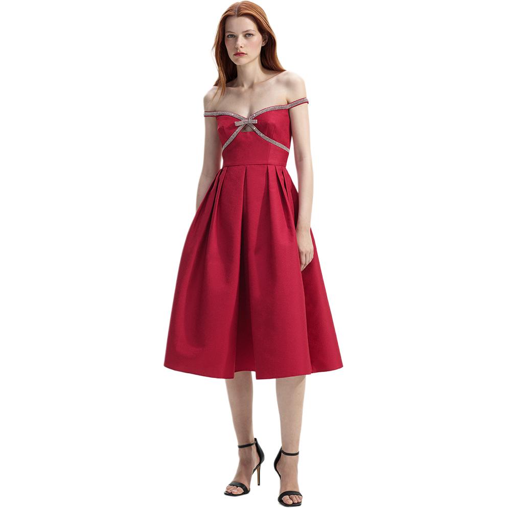 (Women) Self-Portrait Off-Shoulder Burgundy Sleeveless Dress with Rhinestone Details. SWF351Y00700 圖 5