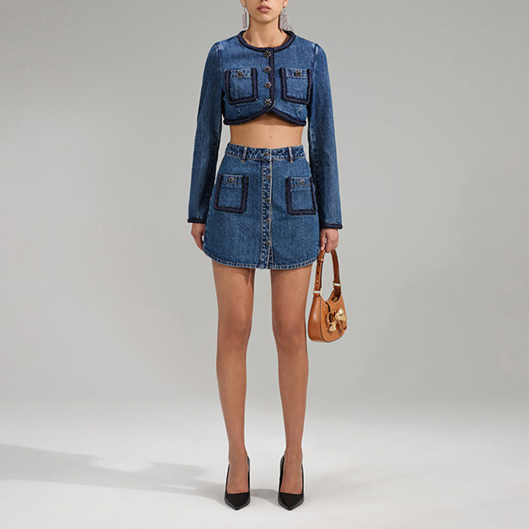 Purchase (W) Self-Portrait SS23 藍色休閒短版牛仔外套。 SWF341T00500