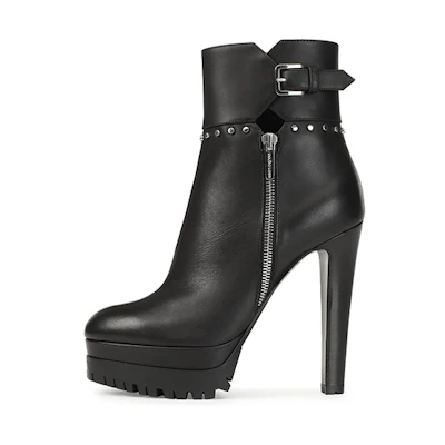 (W) SERGIO ROSSI SR Alyssa 'Black Leather Booties'