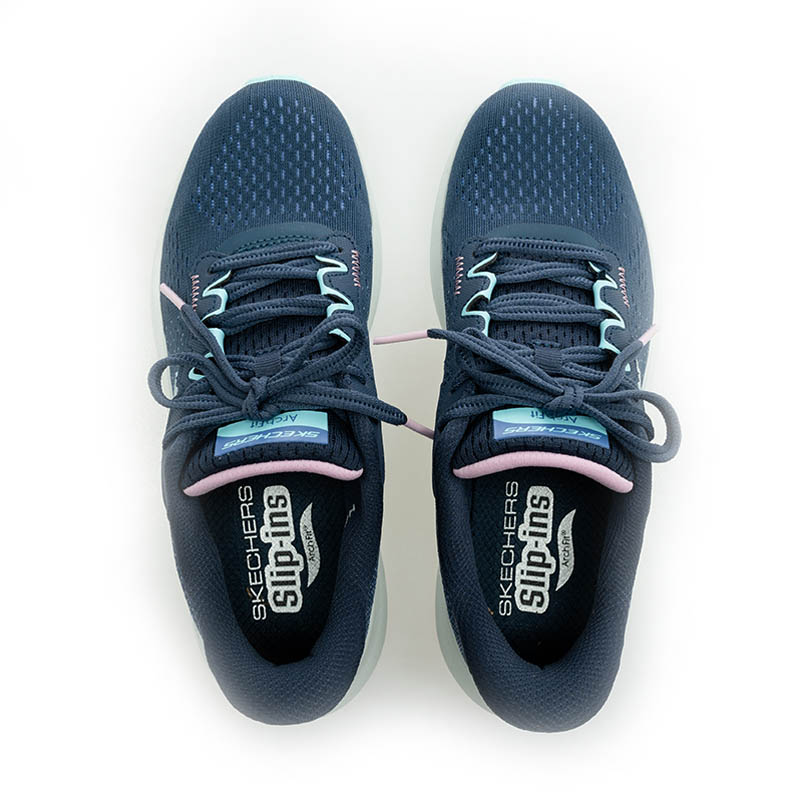 Details for (W) 斯凯奇 Arch Fit 2.0 跑步鞋 150333NVMT