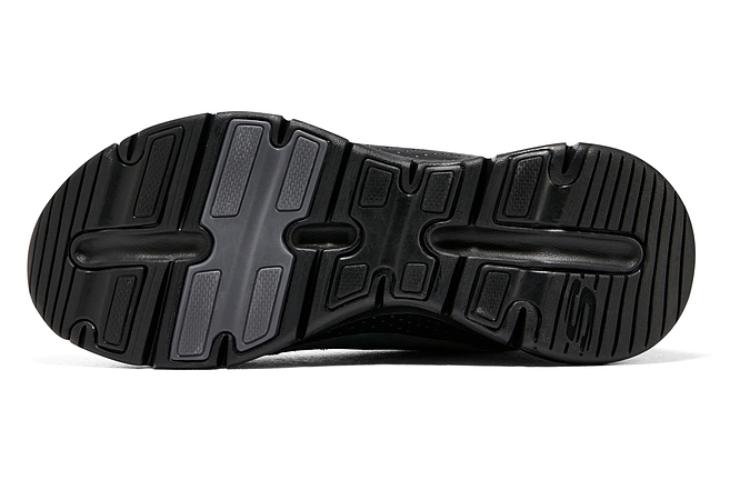 Shop Skechers Sport 柔軟舒適 減震防滑耐磨 中筒 運動休閒鞋 女款 黑色