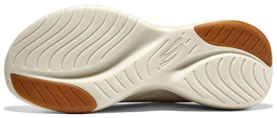 Skechers Arch Fit Infinity 緩震防滑耐磨 低筒 跑步鞋 女款 米色 Shop Skechers Arch Fit Infinity 緩震防滑耐磨 低筒 跑步鞋 女款 米色