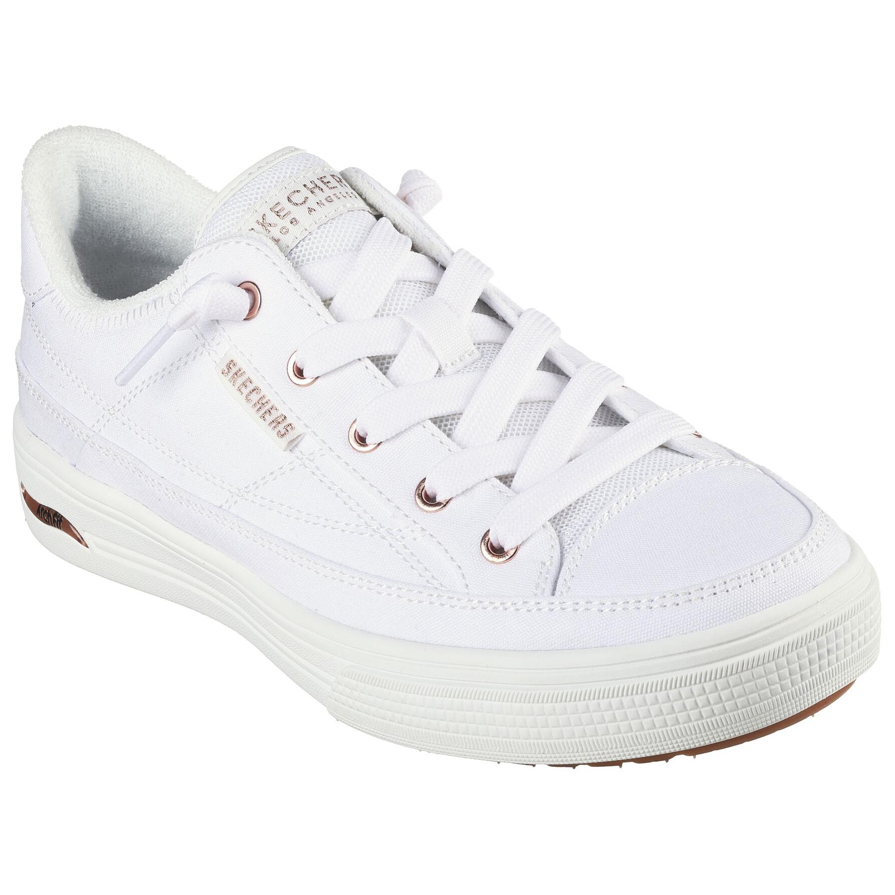 Lookbook Skechers Arch Fit Arcade 女款低筒舒適休閒板鞋 白色