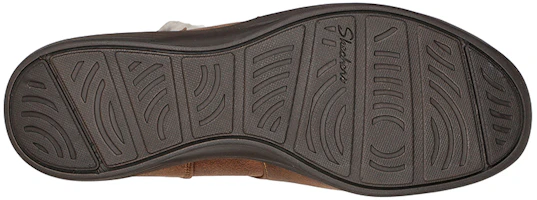 Shop Skechers Arya 雪地鞋 女式 巧克力色