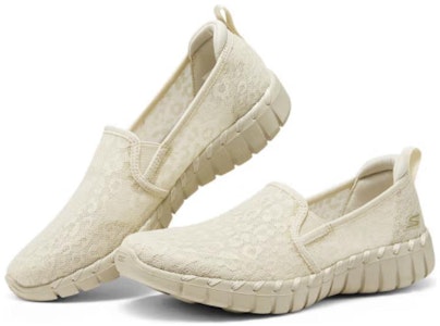 (W) スケッチャーズ バイエタ 「ベージュ コンフォート」 124732-NAT Lookbook (W) スケッチャーズ バイエタ 「ベージュ コンフォート」 124732-NAT